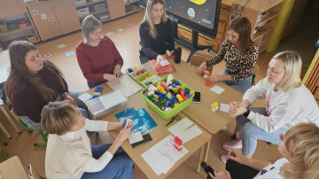 Topošie pirmsskolas pedagogi papildina profesionālo kompetenci