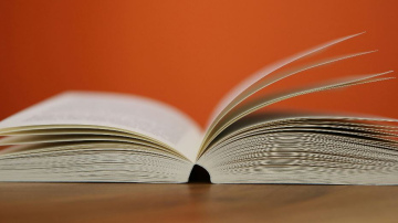 Pedagogi: mācību līdzekļu pieejamības problēmas kavē izglītības kvalitātes uzlabošanos