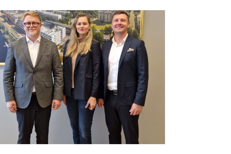Memorandā absolventi nostiprina apņemšanos atbalstīt Riga Business School