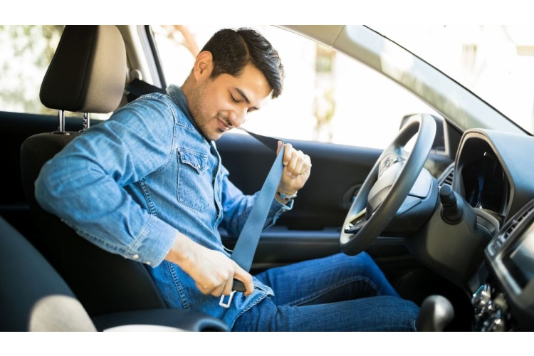 Bez drošības jostas auto aizmugurējā sēdeklī var gūt pat smagākas traumas, nekā priekšējā