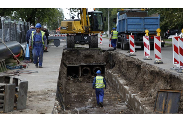 Slēgs satiksmi Miesnieku ielā