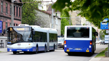 Ratnieks: Zemessargiem, karavīriem, VUGD un NMPD būs bezmaksas sabiedriskais transports Rīgā