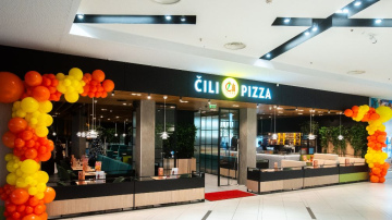 “Tiamo grupa” atver “Čili Pizza” picēriju modes un izklaides centrā “Rīga Plaza”;  ieguldīti 250 000 eiro