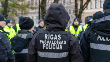 Rīgā nākamgad plānots ievērojami stiprināt drošības jomu – palielinās atalgojumu pašvaldības policijai un finansējumu ..