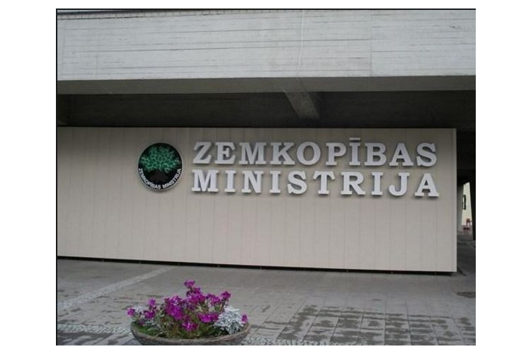Palielināta atbalsta finansējuma likme agrovides pasākumos bioloģiskajiem lauksaimniekiem un zālāju biotopu ...