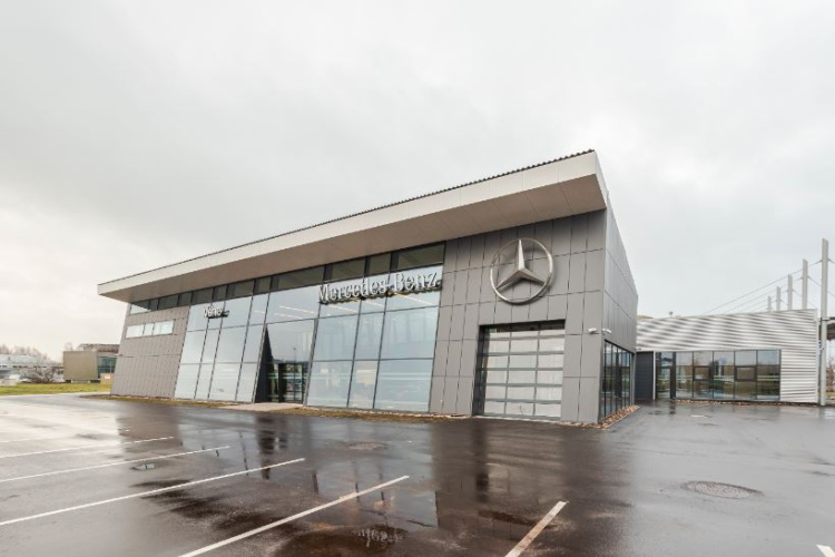 Kaamos nodod ekspluatācijā pirmo komercobjektu: Mercedes-Benz / Veho servisa centru Mārupē