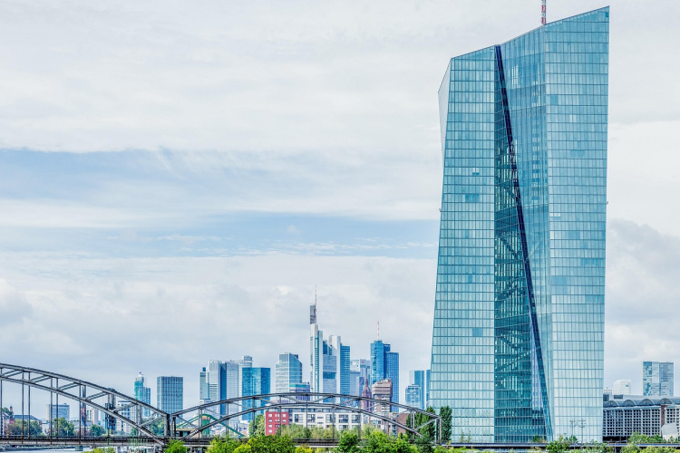 Maijā eirozonas inflācija noslīd zem Eiropas Centrālās bankas 2% mērķa - gaidāma likmju samazināšana