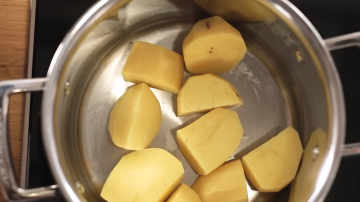 6 veidi, kā saimnieces pagatavo gardus kartupeļus pat, ja slinkums tos taisīt