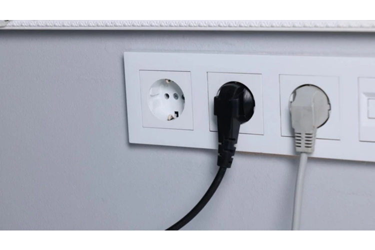 Elektriskie "vampīri" - kuras ierīces vislabāk atvienot no elektrotīkla, lai tās netērētu pārāk daudz