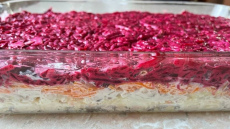 “Siļķe kažokā” – kā to senāk gatavoja katrā ēdnīcā