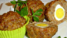 Ar olu pildīti gaļas mafini – garda uzkoda, kas pārspēj jebkuras kotletes