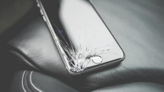 Tautas zīmes - ko nozīmē, ja saplīst telefons, spogulis, logs vai stikls
