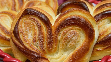 Vecmāmiņas Ritas ātri pagatavojamās cukura bulciņas