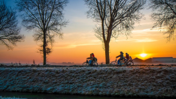 Horoskops 1. decembrim: Vēzim - nepatīkama diena, Skorpionam - īpaša paziņa