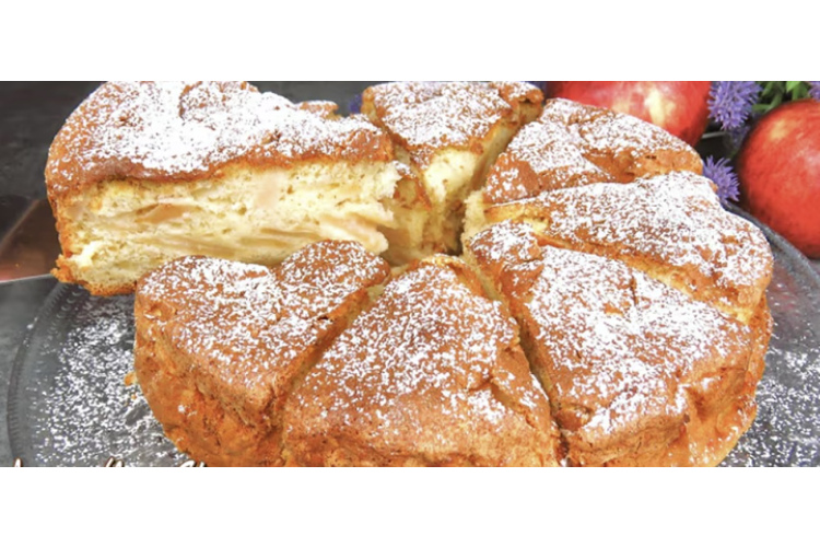 Kā pagatavot klasisko vecmāmiņas Ritas šarlotes kūku - soli pa solim recepte