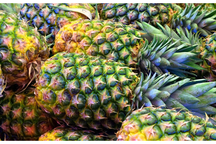 Tagad nekad vairs nevarēsi “iegrābties”, pērkot ananāsu veikalā – viss, kas jāzina, perfektai izvēlei