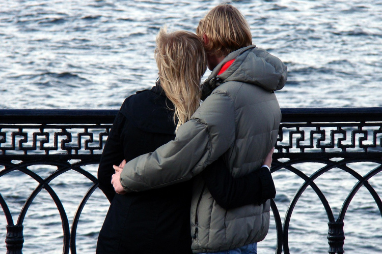 Fēniksa efekts: 5 zodiaka zīmes, kurām šķiršanās ir tikai sākums