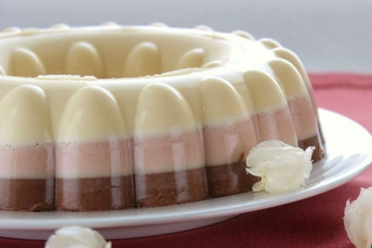 Kā pagatavot želeju “Putna piens” mājas apstākļos – laiks atgriezties bērnībā