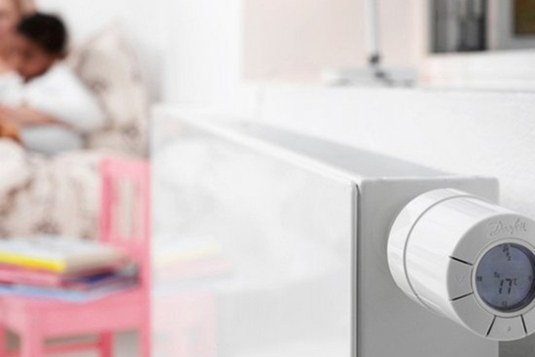 8 noderīgi padomi, kas palīdzēs ietaupīt uz mājas apkuri