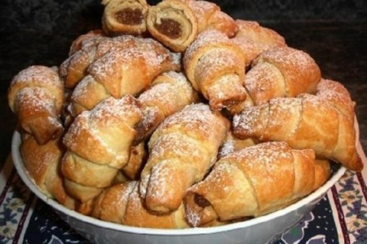 Smilšu mīklas rullīši – īsta bērnības garša