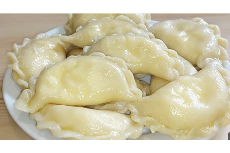 Neparasti pelmeņi ar biezpienu – kārums, kas pārsteigs ikvienu