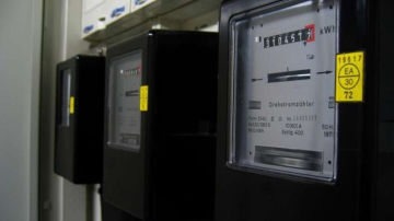 Sadales tīkls paziņo par konkrētām iedzīvotāju grupām, kurām no jaunā gada pieaugs elektrības rēķini - tiek nosauktas ar