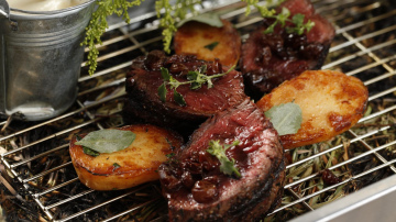 Es jautāju slavenam šefpavāram, kāda ir labākā sastāvdaļa kraukšķīgiem ceptiem kartupeļiem