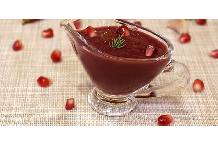 5 izcili gardas mērces, kas nevainojami papildinās jebkuru gaļu