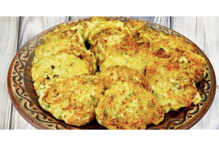 Neviens netic, ka šajās pankūkās ir kāposti - es tās pagatavoju pusstundā, un uz šķīvja nekas nepaliek