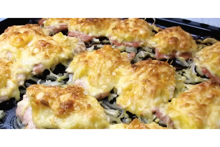 Es gatavoju gaļu franču gaumē pēc jaunas receptes — minimāla piepūle, maksimāla garša