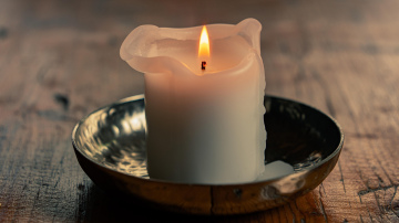 Praktiskas idejas sveču vaska atlikumu izmantošanai mājoklī