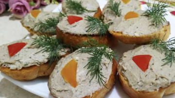 Mūsu ģimenes iecienītā šprotu un siera pastēte – ideāla ballīšu uzkoda