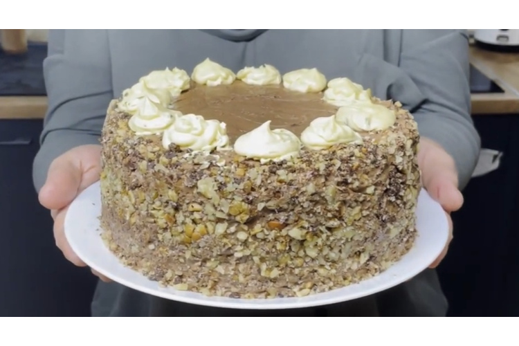 Kā pagatavot Kijevas kūku mājās: klasiskā recepte, kas izdosies arī iesācējiem