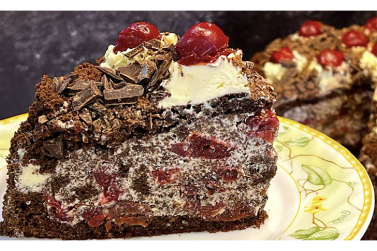 Kūka "Noreibušie ķirši" – vienkārša recepte svētku galdam