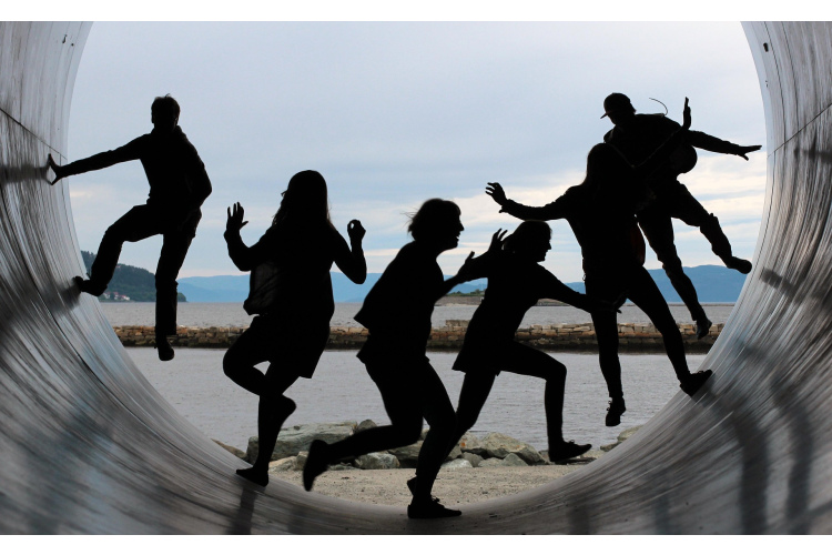 Kāds vārds visprecīzāk raksturo tavu personību pēc dzimšanas mēneša