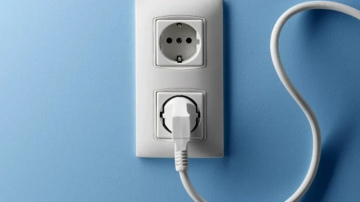 Drošība mājoklī: 7  ierīces, kuras ieteicams atvienot no strāvas pirms prombūtnes