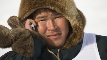 Zemas temperatūras ietekme uz viedtālruni: kāpēc ierīce izslēdzas un kā to pasargāt