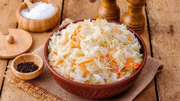 Kāpostu skābēšana februārī: piemērotākie laiki kraukšķīgam rezultātam