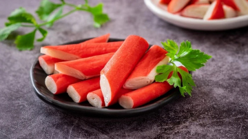 Pareiza krabju nūjiņu atkausēšana garšas un tekstūras saglabāšanai