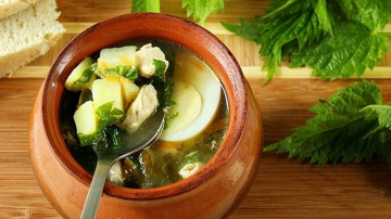 Klasiska skābeņu  zupa ar dārzeņiem un olu, kā to gatavoja mana vecmāmiņa