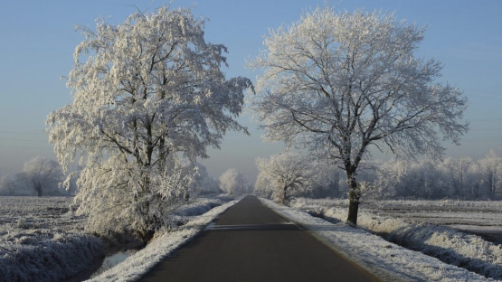 Sniegputeni nomainīs bargs sals: Brīvdienu naktīs temperatūra noslīdēs līdz -28 grādiem