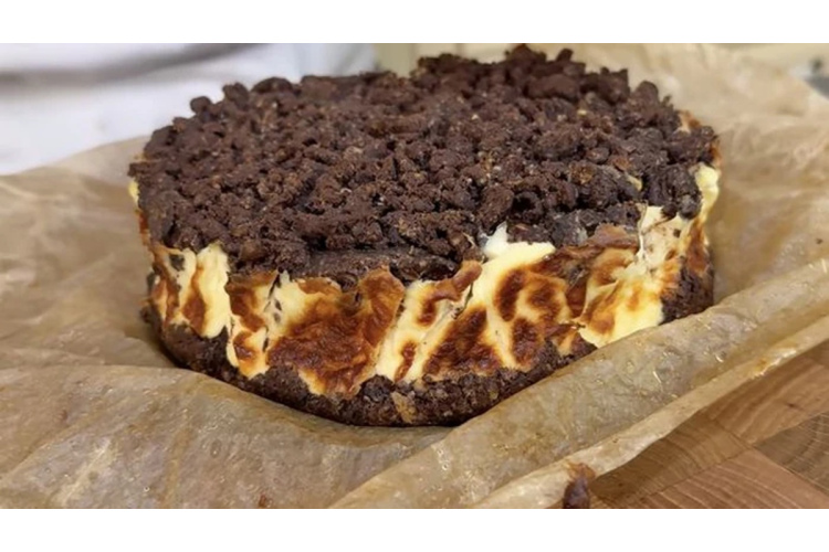 Biezpiena sacepums ar kakao bez miltiem: pēc garšas un tekstūras tas neatpaliek no siera kūkas