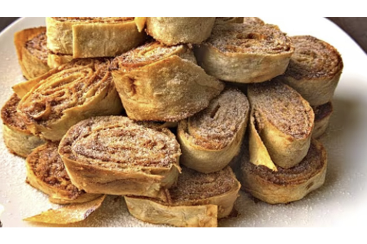 Ātri pagatavojama lavaša baklava tikai no trim sastāvdaļām