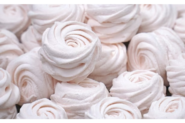 Es vairs tos nepērku veikalā – mājas apstākļos gatavots ogu zefīrs ar agaru