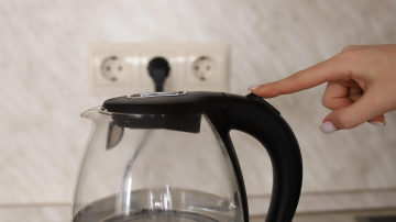 Galvenā kļūda, lietojot elektrisko tējkannu