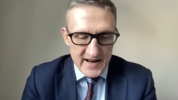 Jurģis Liepnieks brīdina par Latvijas "lielāko afēru vēsturē"