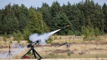 Simtiem raķešu mēnesī: Latvijā top vērienīga militārā ražotne