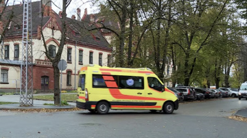 Izmaiņas Stradiņa slimnīcas vadībā: Lauris Vidzis atstāj amatu