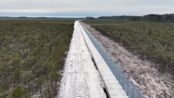 Žogs ir tikai sākums: Rinkēvičs prasa ātrāk aprīkot robežu ar modernām tehnoloģijām