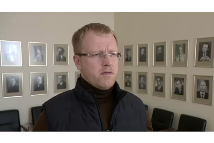 Tiesa skata Daugavpils mēra Elksniņa prasību pret Valsts ieņēmumu dienestu